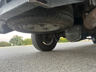 2005 Ford F-250 Super Duty XL 4dr Crew Cab XL   - Photo 60 - Madera, CA 93636
