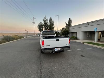 2005 Ford F-250 Super Duty XL 4dr Crew Cab XL   - Photo 9 - Madera, CA 93636