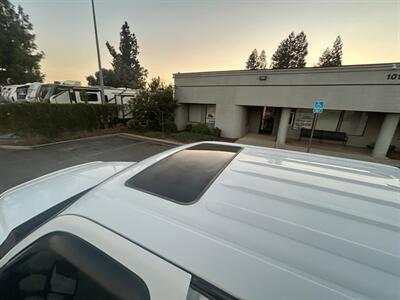 2005 Ford F-250 Super Duty XL 4dr Crew Cab XL   - Photo 16 - Madera, CA 93636