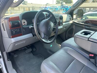 2005 Ford F-250 Super Duty XL 4dr Crew Cab XL   - Photo 72 - Madera, CA 93636