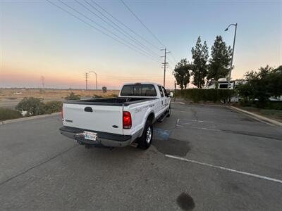 2005 Ford F-250 Super Duty XL 4dr Crew Cab XL   - Photo 7 - Madera, CA 93636