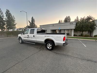2005 Ford F-250 Super Duty XL 4dr Crew Cab XL   - Photo 12 - Madera, CA 93636