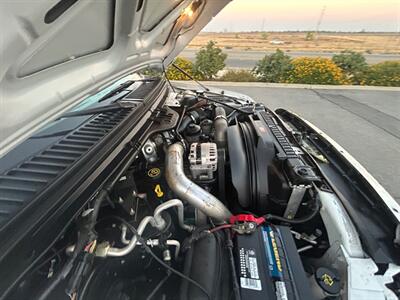 2005 Ford F-250 Super Duty XL 4dr Crew Cab XL   - Photo 26 - Madera, CA 93636