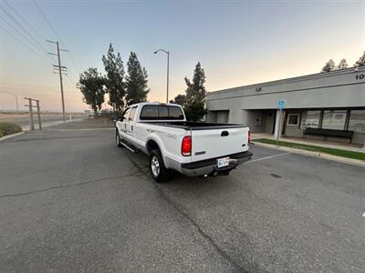 2005 Ford F-250 Super Duty XL 4dr Crew Cab XL   - Photo 10 - Madera, CA 93636