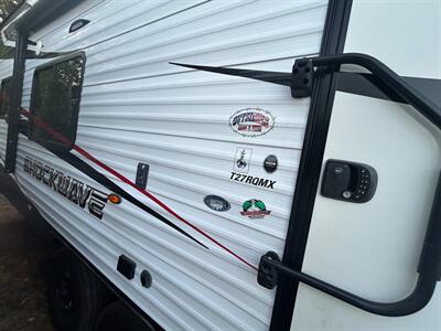 2020 Forest River Shockwave 27RQMX   - Photo 2 - Madera, CA 93636