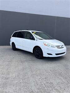2006 Toyota Sienna LE 7 Passenger - Photo 2 - Grand Junction, CO 81501