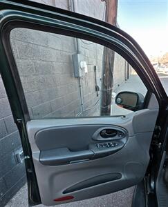 2002 Chevrolet TrailBlazer LS - Photo 6 - Lakewood, CO 80214