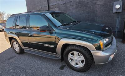 2002 Chevrolet TrailBlazer LS - Photo 2 - Lakewood, CO 80214