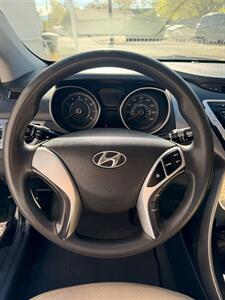 2011 Hyundai ELANTRA Limited   - Photo 10 - Grand Junction, CO 81501