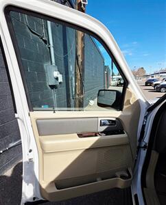 2013 Ford Expedition EL XLT - Photo 5 - Lakewood, CO 80214