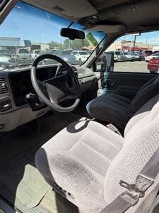 1996 Chevrolet Suburban K1500 - Photo 6 - Grand Junction, CO 81501
