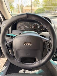 2002 Jeep Grand Cherokee Laredo   - Photo 11 - Grand Junction, CO 81501