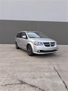 2017 Dodge Grand Caravan GT   - Photo 1 - Grand Junction, CO 81501