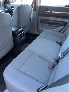 2009 Dodge Charger SE - Photo 9 - Grand Junction, CO 81501