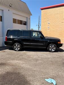 2008 Jeep Commander Sport   - Photo 2 - Grand Junction, CO 81501