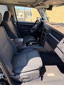 2008 Jeep Commander Sport   - Photo 9 - Grand Junction, CO 81501