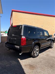 2008 Jeep Commander Sport   - Photo 3 - Grand Junction, CO 81501