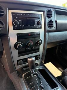 2008 Jeep Commander Sport   - Photo 10 - Grand Junction, CO 81501