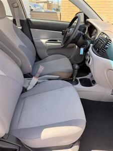 2009 Hyundai ACCENT GLS   - Photo 9 - Grand Junction, CO 81501