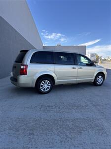 2010 Dodge Grand Caravan SE - Photo 3 - Grand Junction, CO 81501