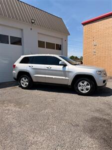 2013 Jeep Grand Cherokee Laredo - Photo 2 - Grand Junction, CO 81501