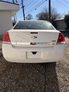 2008 Chevrolet Impala LT   - Photo 3 - Grand Junction, CO 81501