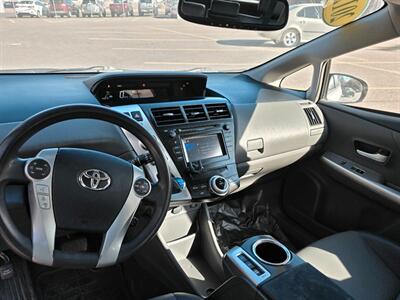 2012 Toyota Prius v Five - Photo 6 - Lakewood, CO 80214