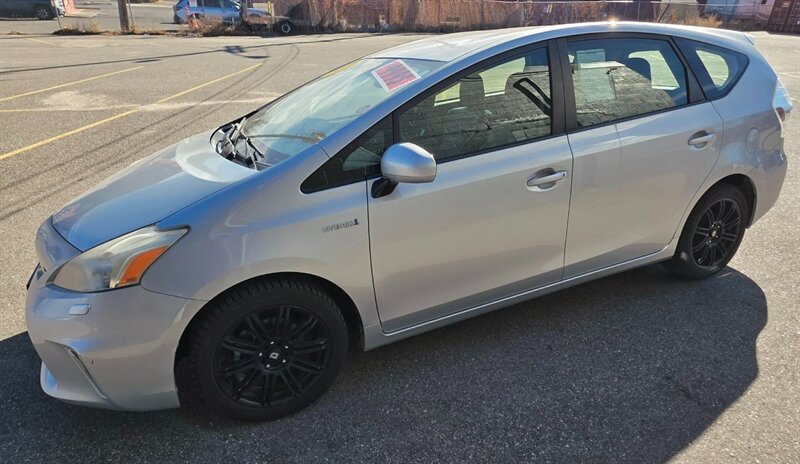 2012 Toyota Prius v Five   - Photo 1 - Lakewood, CO 80214