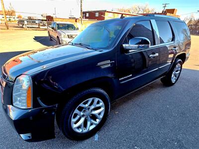 2012 Cadillac Escalade Premium - Photo 3 - Lakewood, CO 80214