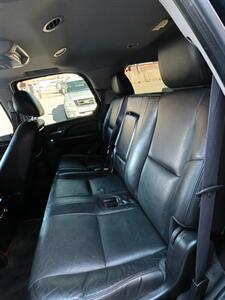 2012 Cadillac Escalade Premium - Photo 11 - Lakewood, CO 80214