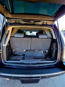 2012 Cadillac Escalade Premium - Photo 4 - Lakewood, CO 80214