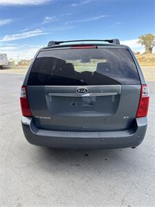 2006 Kia Sedona LX - Photo 4 - Grand Junction, CO 81501