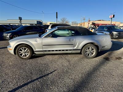 2005 Ford Mustang V6 Deluxe - Photo 2 - Grand Junction, CO 81501