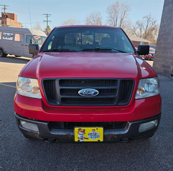 2004 Ford F-150 XLT  