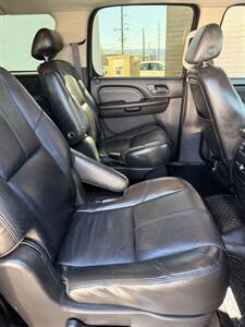 2007 GMC Yukon XL Denali - Photo 10 - Lakewood, CO 80214