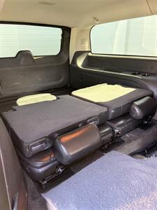 2007 GMC Yukon XL Denali - Photo 12 - Lakewood, CO 80214