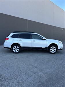 2012 Subaru Outback 2.5i Premium - Photo 3 - Grand Junction, CO 81501