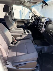 2015 GMC Sierra 2500 SLE - Photo 7 - Grand Junction, CO 81501