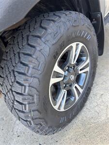 2005 Toyota Tacoma V6   - Photo 10 - Grand Junction, CO 81501