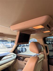 2011 GMC Yukon XL Denali   - Photo 10 - Grand Junction, CO 81501