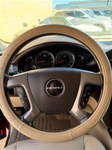 2011 GMC Yukon XL Denali   - Photo 8 - Grand Junction, CO 81501