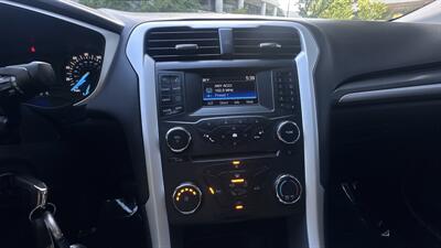 2016 Ford Fusion S   - Photo 16 - Sacramento, CA 95618