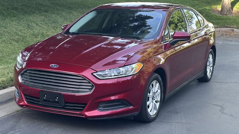 2016 Ford Fusion S   - Photo 1 - Sacramento, CA 95618