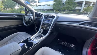 2016 Ford Fusion S   - Photo 14 - Sacramento, CA 95618