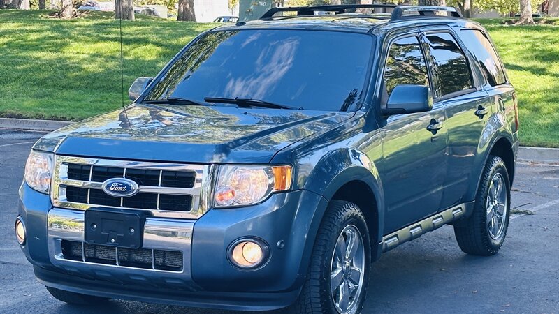 2012 Ford Escape Limited   - Photo 1 - Sacramento, CA 95618