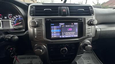 2015 Toyota 4Runner SR5   - Photo 18 - Sacramento, CA 95618