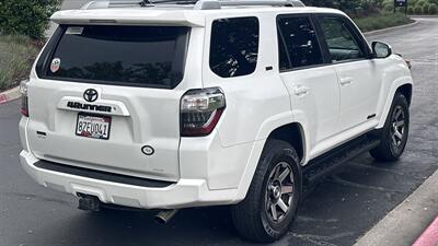 2015 Toyota 4Runner SR5   - Photo 5 - Sacramento, CA 95618