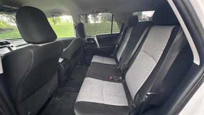 2015 Toyota 4Runner SR5   - Photo 10 - Sacramento, CA 95618