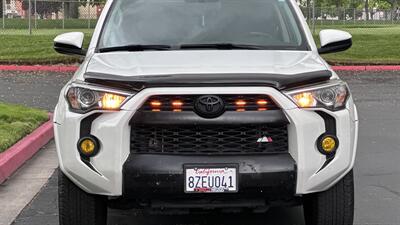 2015 Toyota 4Runner SR5   - Photo 3 - Sacramento, CA 95618