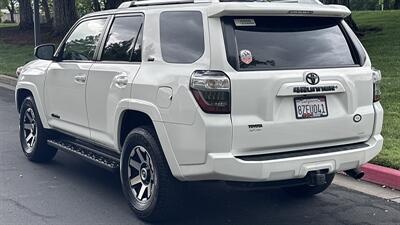 2015 Toyota 4Runner SR5   - Photo 7 - Sacramento, CA 95618
